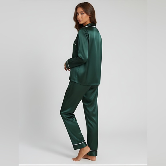 Lapel Collar Satin PJ Set / Pyjama Set Emerald Green - Picture 3 of 8